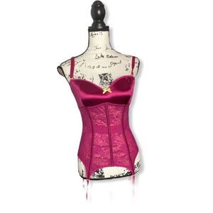 Coquette pink lace corset